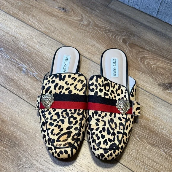 Steve Madden Animal Print Loafers with Red and Black Accents - Picture 1 of 4